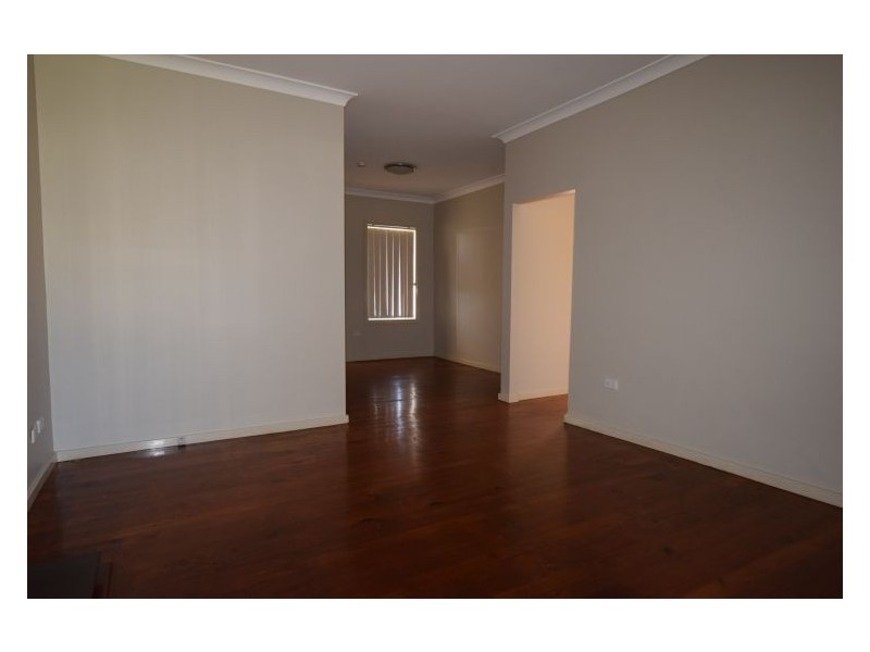 House 17 Cacia Avenue, Seven Hills NSW 2147