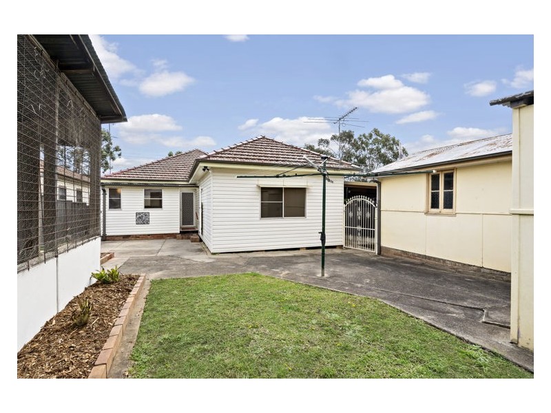 61 Johnson Avenue, Seven Hills NSW 2147