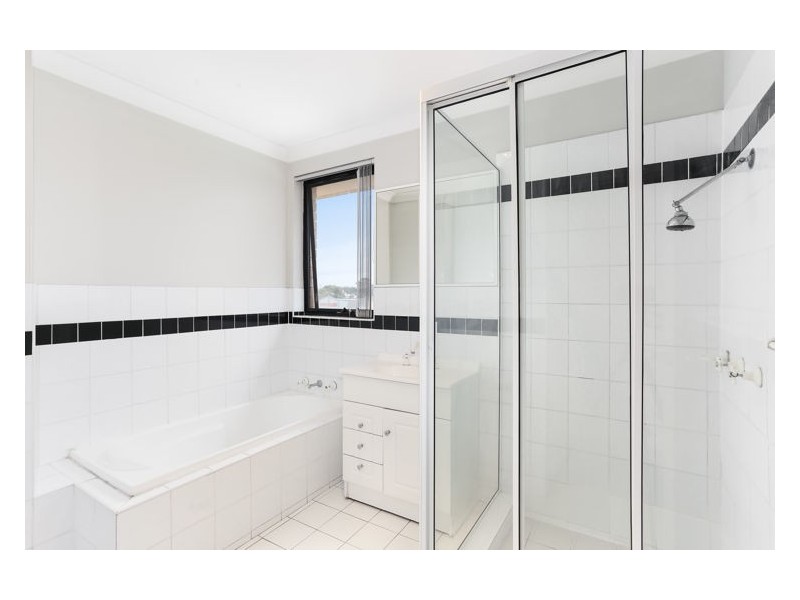 9/32 Fourth Avenue, Blacktown NSW 2148