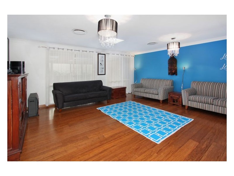 7 Sauvage Place, Doonside NSW 2767