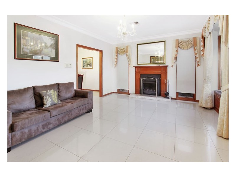 36 Chapel Circuit, Prospect NSW 2148