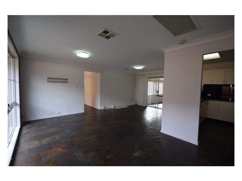 5 Calandra Avenue, Quakers Hill NSW 2763