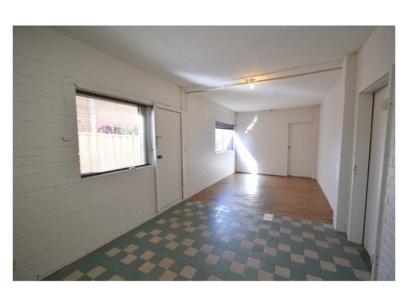 Granny Flat 40A Topaz Crescent, Seven Hills NSW 2147