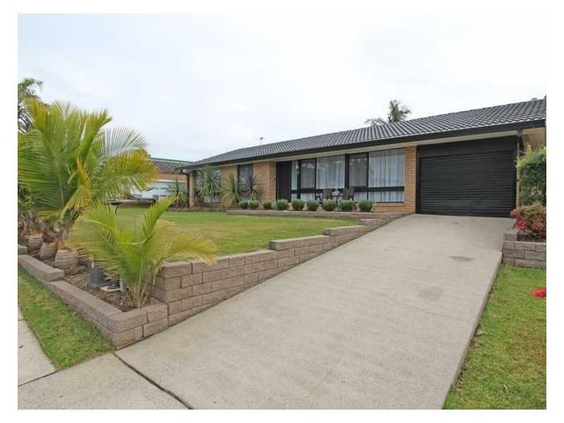 House 9 Ovens Drive, Werrington County NSW 2747