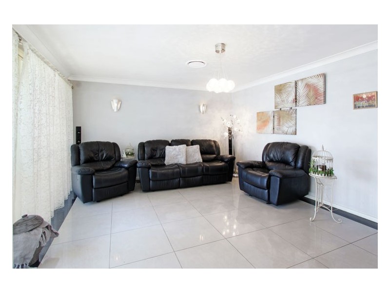 1 Keyne Street, Prospect NSW 2148