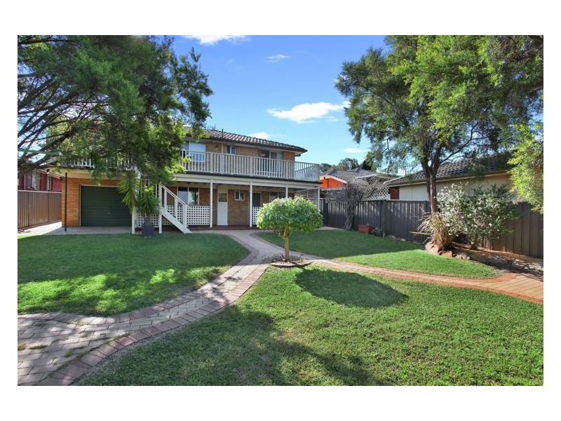 25 Athabaska Avenue, Seven Hills NSW 2147