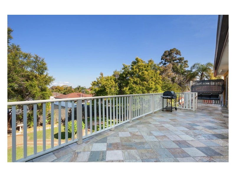 25 Athabaska Avenue, Seven Hills NSW 2147