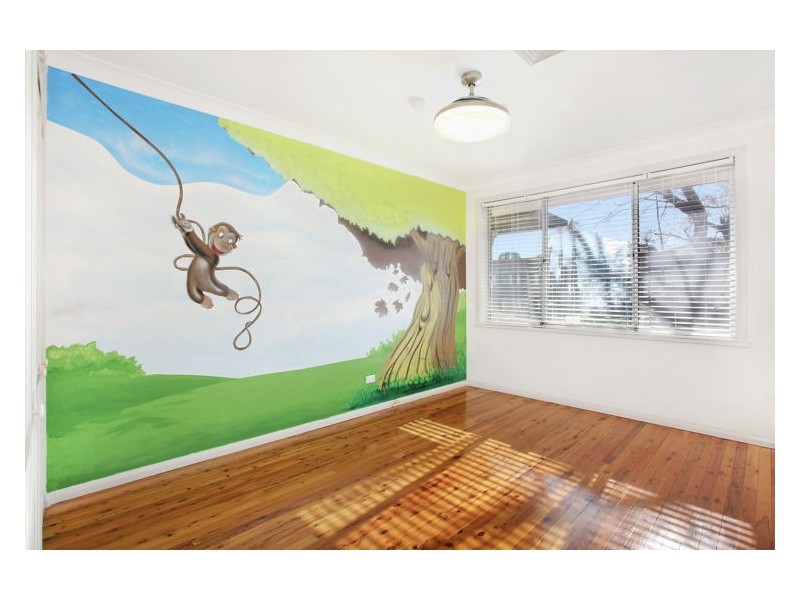 25 Athabaska Avenue, Seven Hills NSW 2147