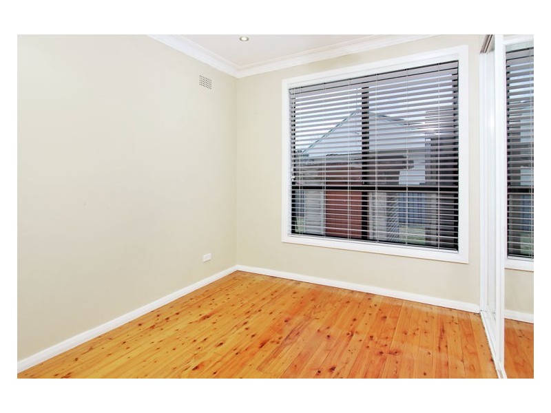 8 Robina Street, Blacktown NSW 2148