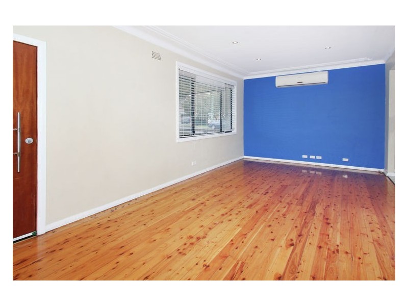 8 Robina Street, Blacktown NSW 2148