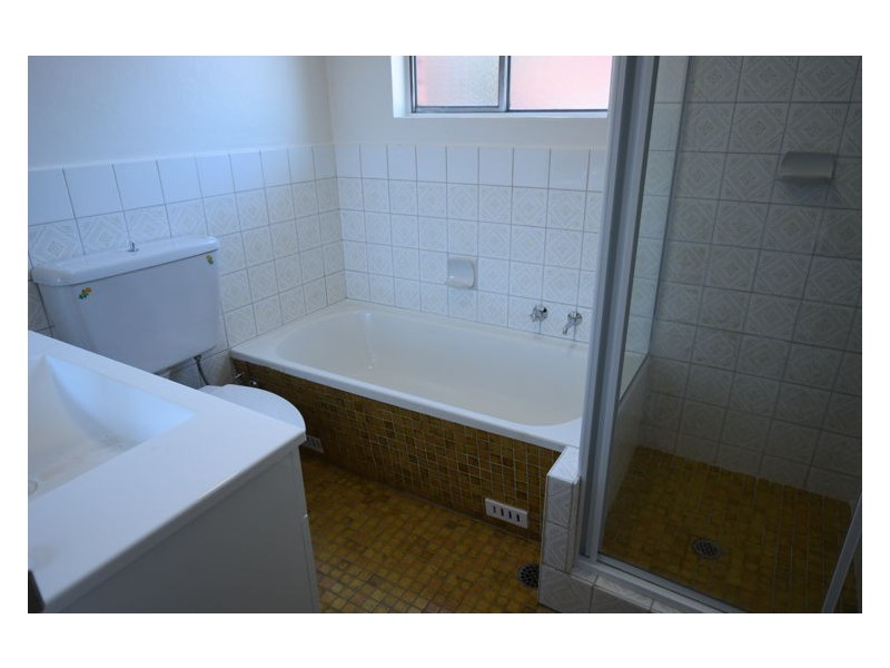 Unit 1/73-75 Nortumberland Road, Auburn NSW 2144