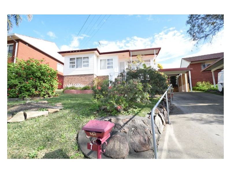House 7 Maureen Place, Blacktown NSW 2148