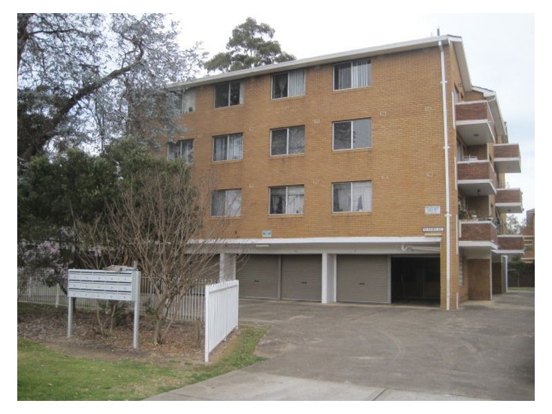 Unit 11/15 First Street, Kingswood NSW 2747