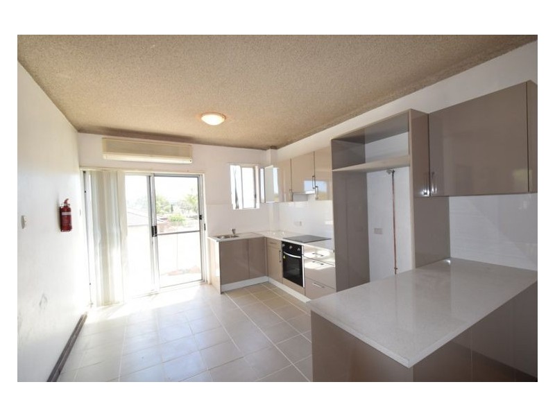 Unit 11/15 First Street, Kingswood NSW 2747