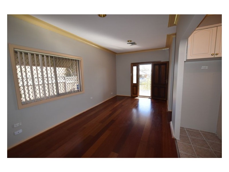 136 Newton Road, Blacktown NSW 2148