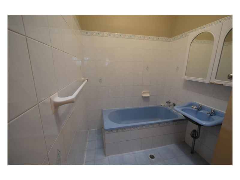 136 Newton Road, Blacktown NSW 2148