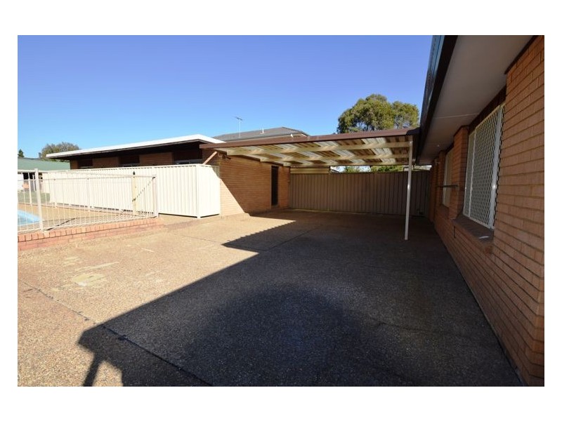136 Newton Road, Blacktown NSW 2148
