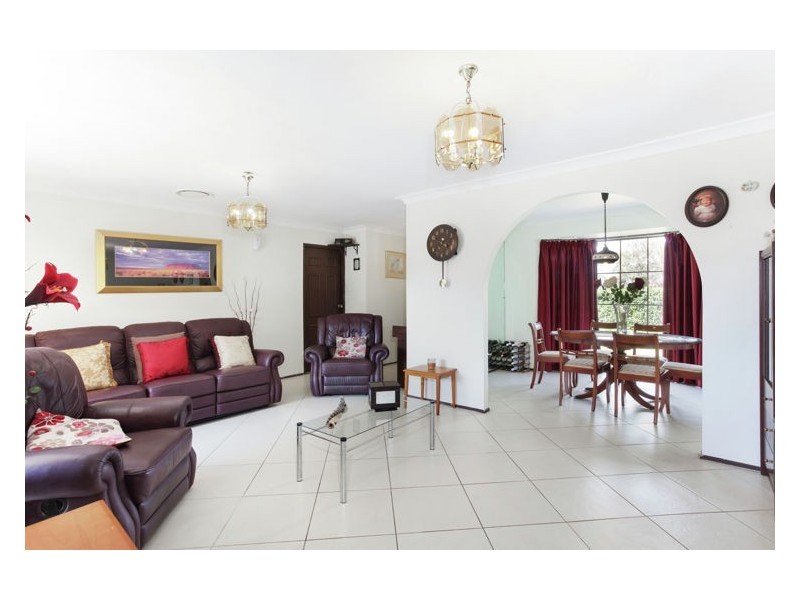21 Columbia Road, Seven Hills NSW 2147