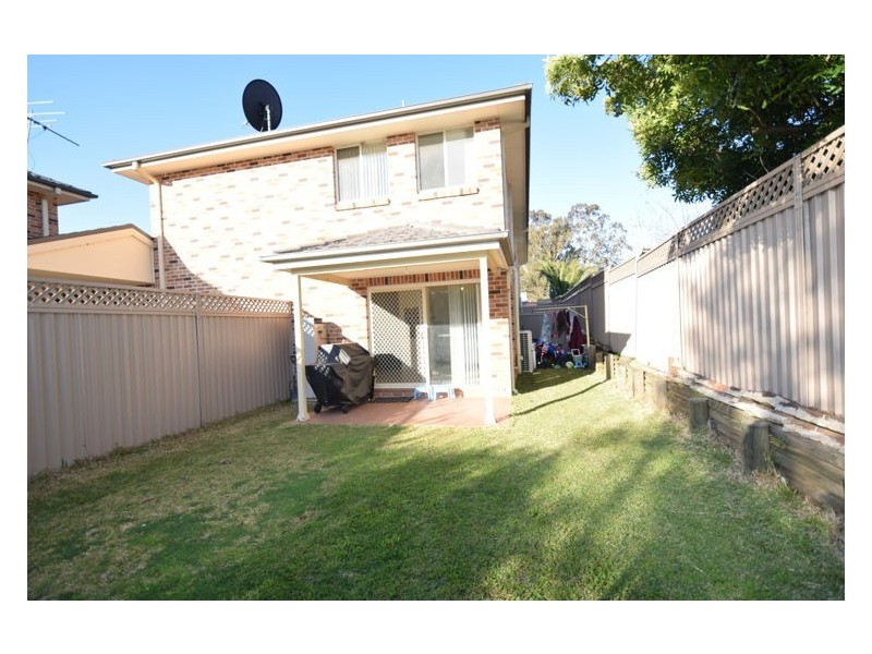 Townhouse 4/138 Newton Road, Blacktown NSW 2148