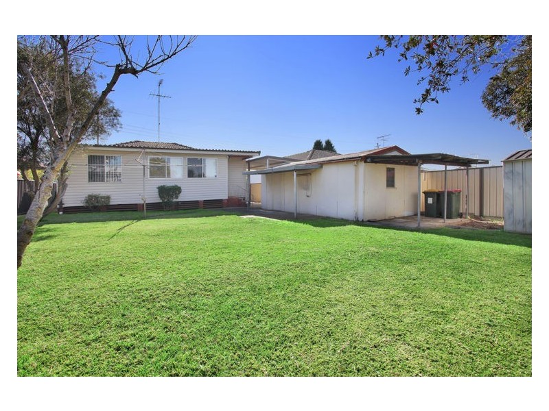 18 Yale Place, Blacktown NSW 2148