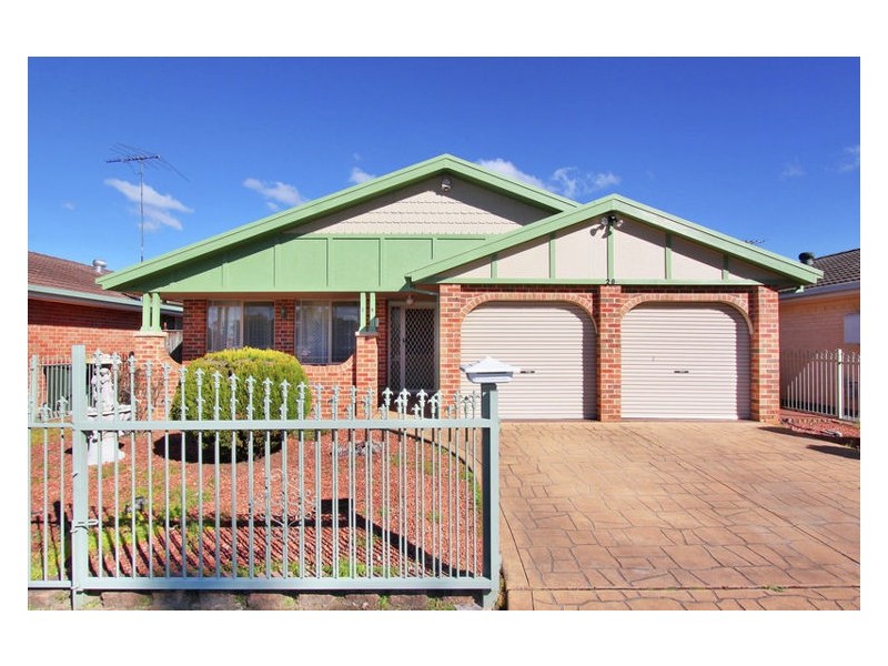 20 Redgum Circuit, Glendenning NSW 2761