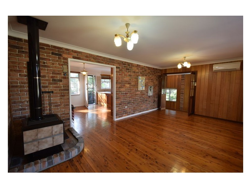 House 15 Zermatt Street, Seven Hills NSW 2147