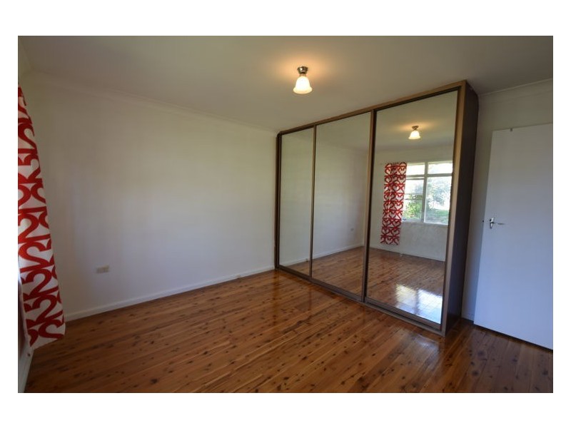 House 15 Zermatt Street, Seven Hills NSW 2147