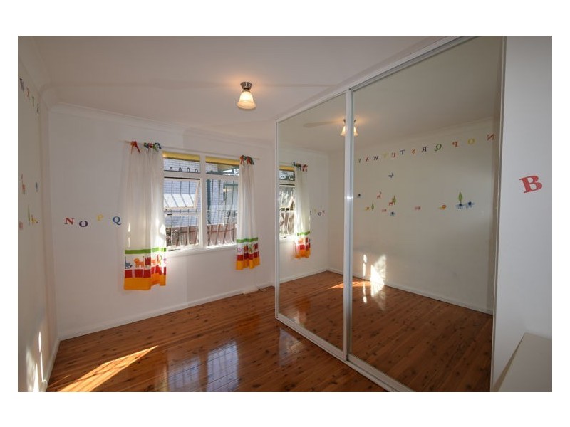 House 15 Zermatt Street, Seven Hills NSW 2147