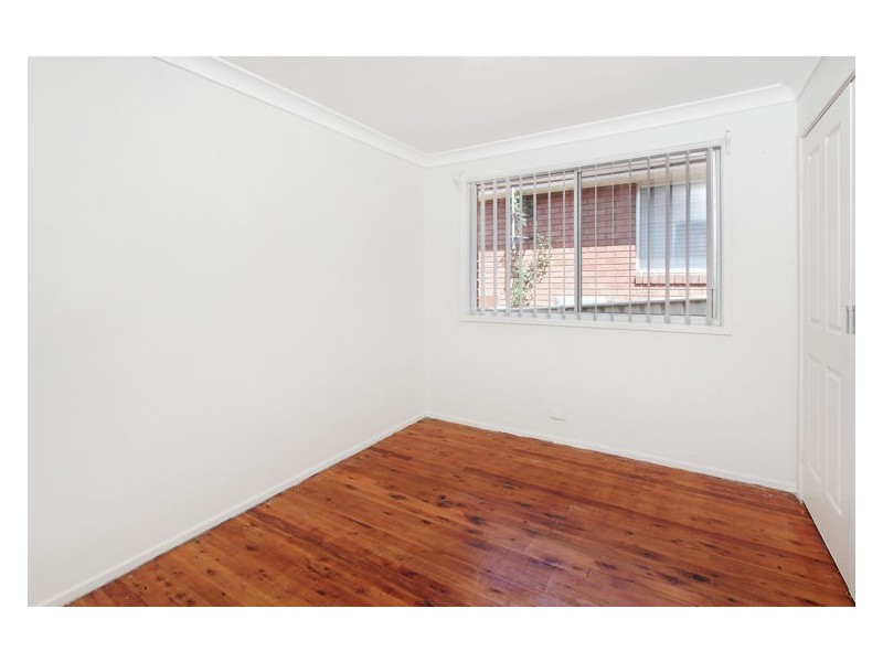 10 Desley Crescent, Prospect NSW 2148