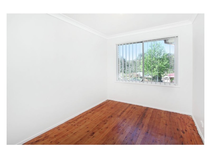 10 Desley Crescent, Prospect NSW 2148