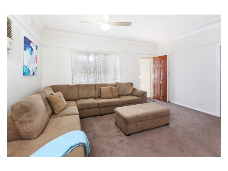 11 Northumberland Road, Blacktown NSW 2148
