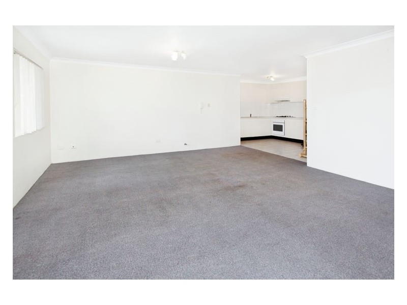 31/8-10 Fourth Avenue, Blacktown NSW 2148