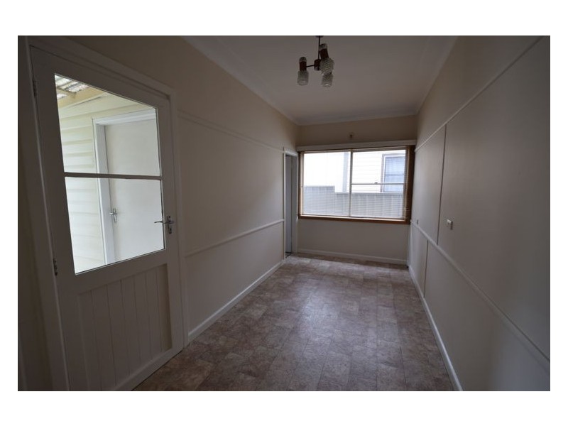 House 61 Johnson Avenue, Seven Hills NSW 2147