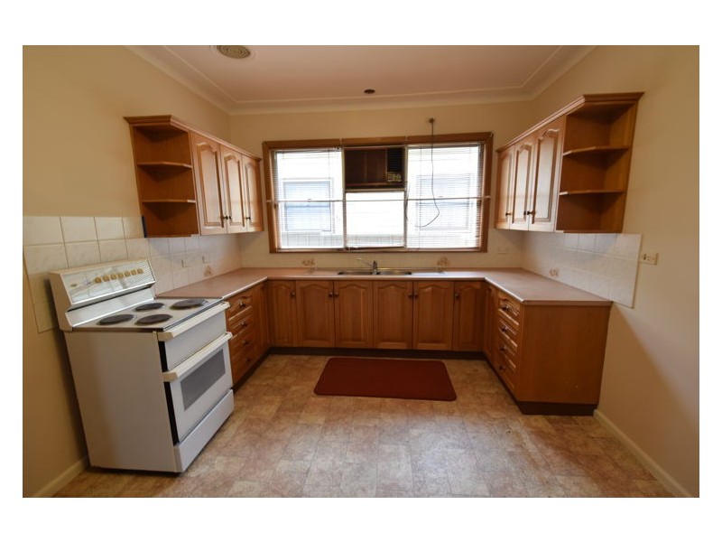 House 61 Johnson Avenue, Seven Hills NSW 2147