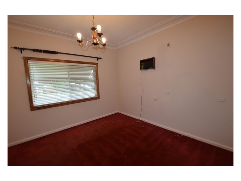 House 61 Johnson Avenue, Seven Hills NSW 2147