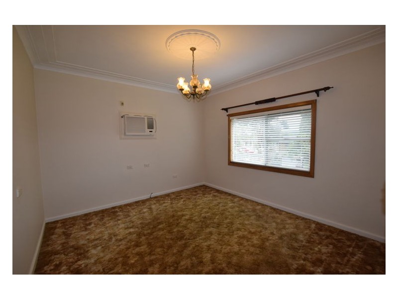 House 61 Johnson Avenue, Seven Hills NSW 2147