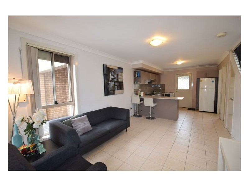 Townhouse 8/70 Norfolk Street, Blacktown NSW 2148