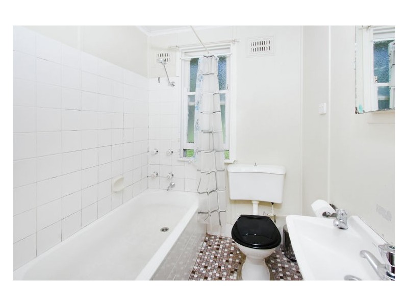 15 Robshaw Street, Marayong NSW 2148