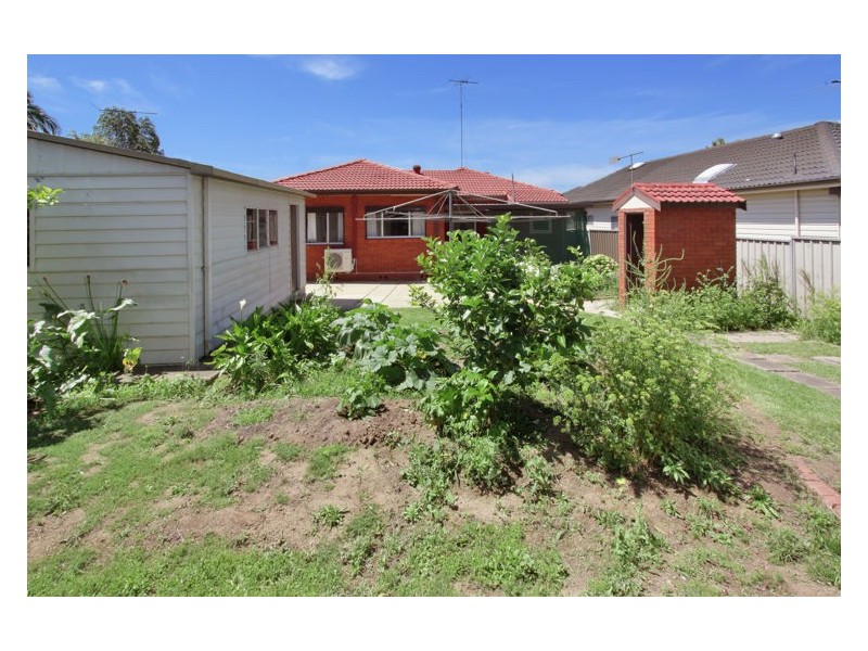 4 Essex Street, Blacktown NSW 2148