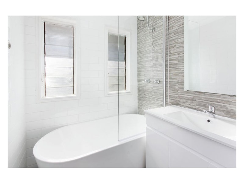 111 Lucas Road, Lalor Park NSW 2147