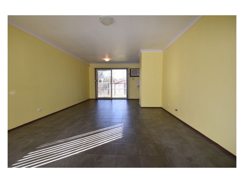 House 13/31 Perigee Close, Doonside NSW 2767