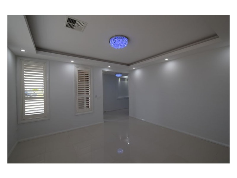 House 76 Capuchin Way, Plumpton NSW 2761