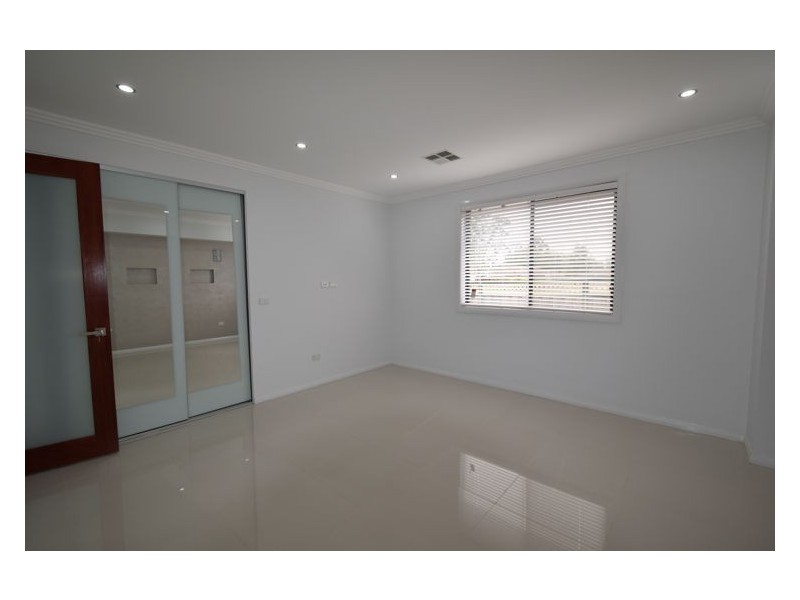 House 76 Capuchin Way, Plumpton NSW 2761