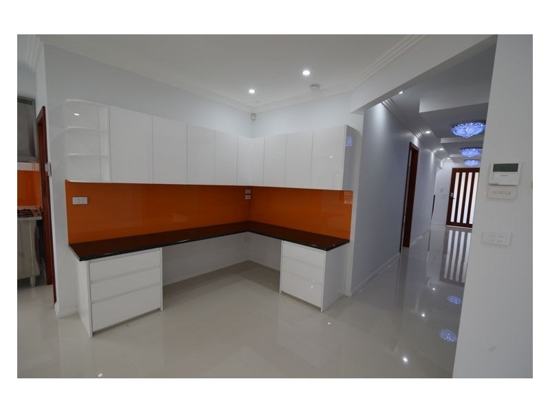 House 76 Capuchin Way, Plumpton NSW 2761