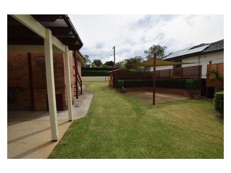 House 8 Diane Drive, Lalor Park NSW 2147