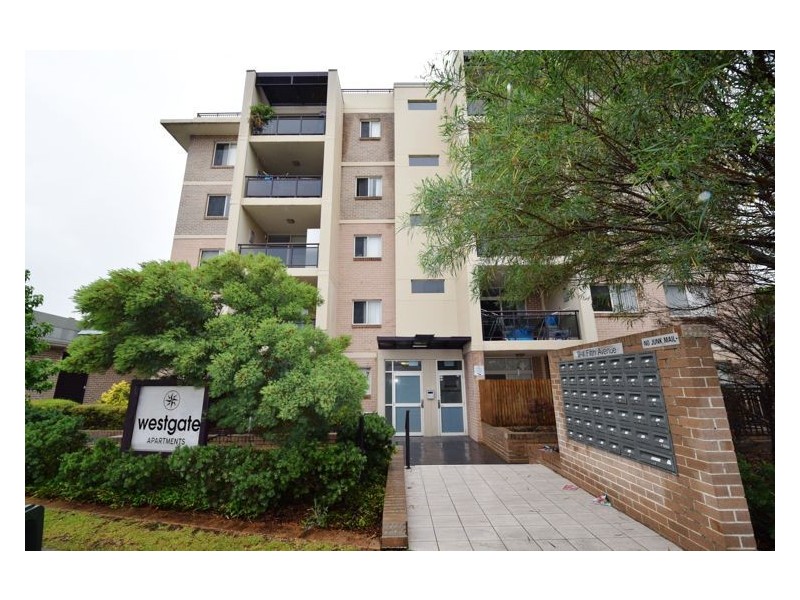 Unit 17/2-4 Fifth Avenue, Blacktown NSW 2148