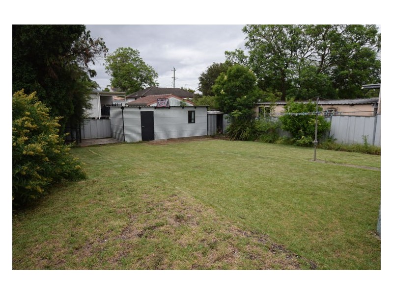 House 235 Flushcombe Road, Blacktown NSW 2148