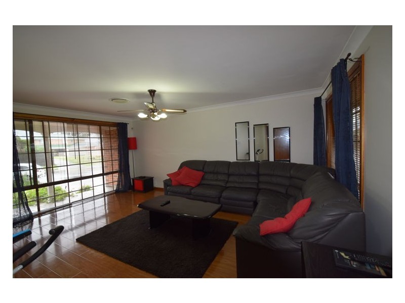 2 Verge Place, Doonside NSW 2767