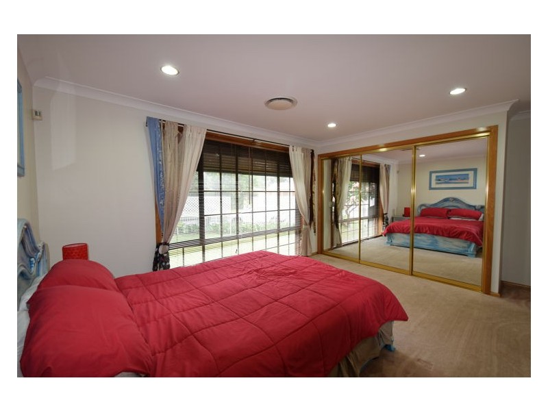 2 Verge Place, Doonside NSW 2767