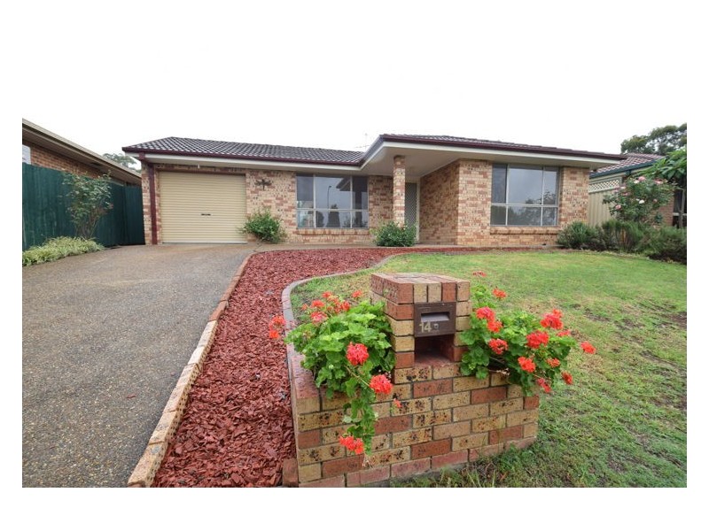 14 Orchard Pl, Glenwood NSW 2768